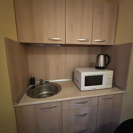 Apartmán La O Barfa Ploieşti Exteriér fotografie